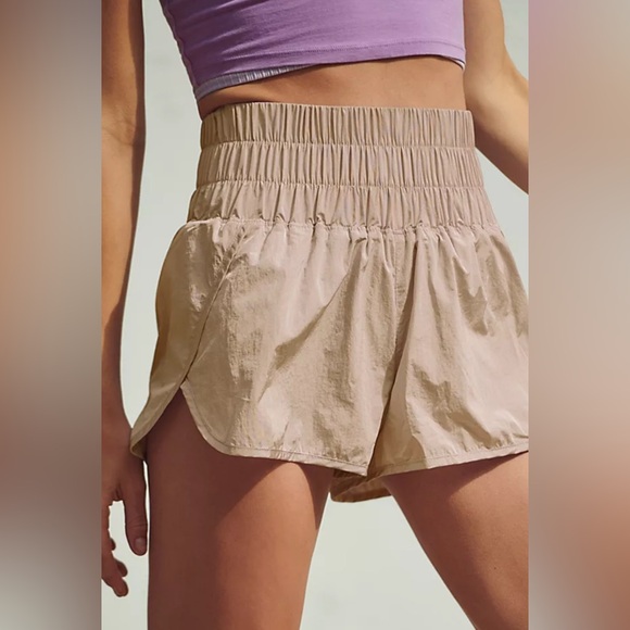 FP Movement "The Way Home " Smocked High Rise Running Shorts Size XS Clay - Picture 1 of 10